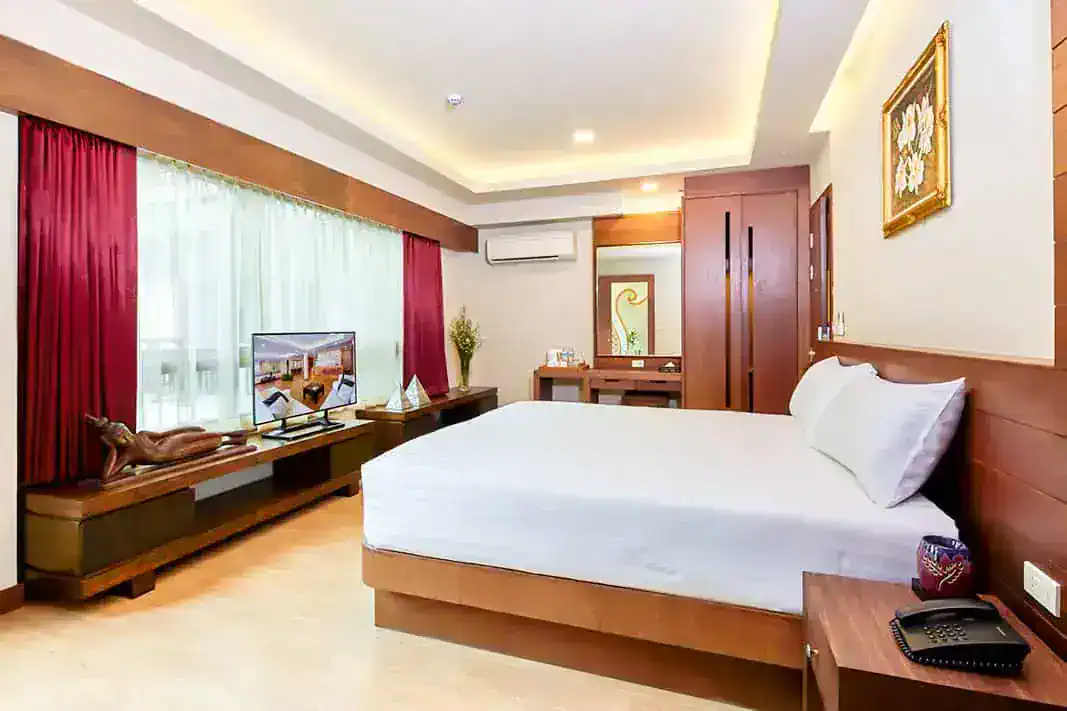 Agate Suite bedroom